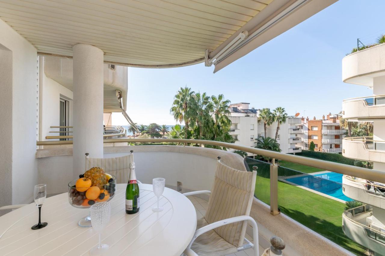 Appartamento Estrella De Mar Sitges Esterno foto